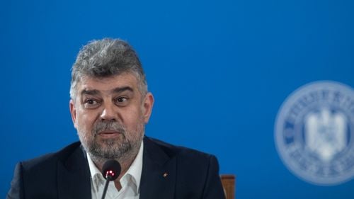 Ciolacu, mesaj de Crăciun: Împreună, cu încredere, putem construi ţara pe care ne-o dorim pentru copiii noştri / Să petreceţi clipe frumoase alături de familie