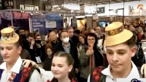 VIDEO România, prezentă la Salonul Mondial de Turism de la Paris. Cu ce oferte îi atrage pe turiștii străini