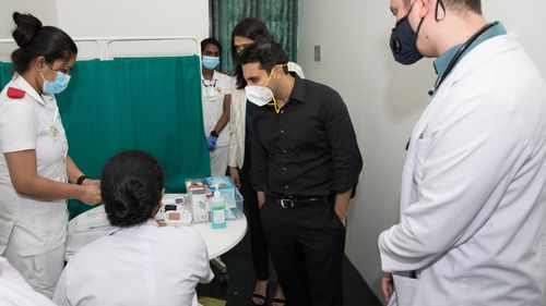 Pentru prima dată de la începutul vaccinării la nivel global, în lume există mai multe doze disponibile decât au capacitatea statele să vaccineze. Lipsa accesului echitabil “nu mai e o problemă”