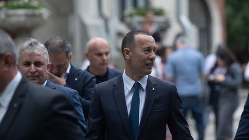 Nicolae Ciucă, despre o candidatură a lui Iulian Dumitrescu la Consiliul Județean Prahova: Este o strategie de partid pe care daţi-mi voie să o gestionez aşa cum consider eu că este cel mai bine