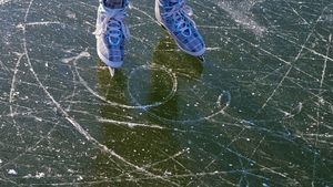 Ce să faci în weekend, în București: expoziții, patinaj și distracție pentru toată familia / E timpul târgurilor: turism, tradiții și cadouri