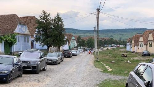 VIDEO Locul din România care l-a fermecat pe prințul Charles riscă să fie distrus de turiști: "Pur și simplu unii ignoră regulile de bun simț. Se uită la tine când le atragi atenția și merg mai departe"