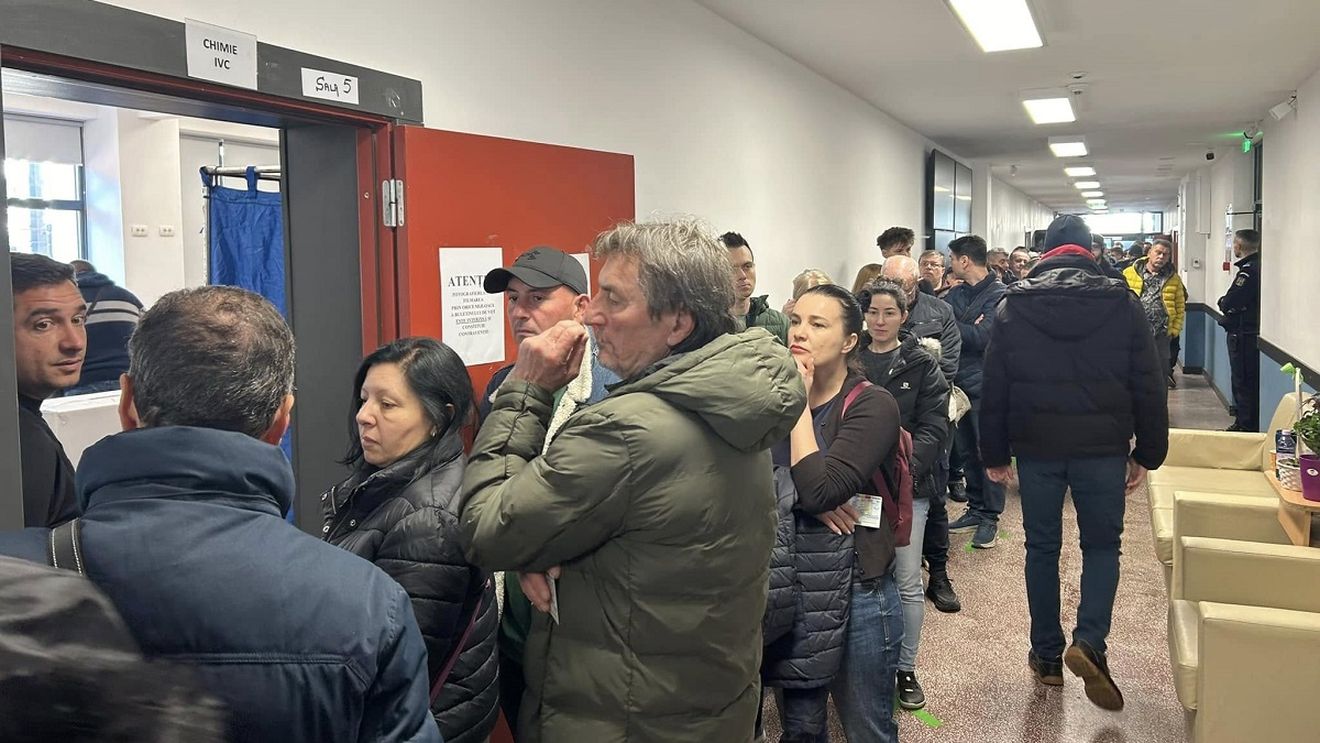 BEC avertizează că e interzisă prezentarea sondajelor realizate la ieșirea de la urnele de vot, înainte de închiderea votului