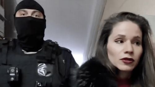 Cinci jurnaliști ruși care lucrau pentru presa independentă au fost arestați