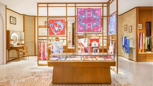 Hermès: profitul net scade cu 5% în primul semestru, afectat de contribuțiile excepționale ale companiilor