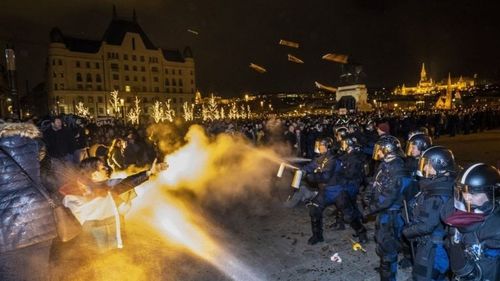 Harta protestelor în Europa: Ungaria, Albania, Serbia, Franța dar și Germania. De ce ies în stradă toți acesti oameni?