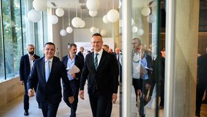 Ministrul de externe al Ungariei, pledoarie la Timișoara pentru extinderea Schengen: E timpul pentru România, prietenii noștri austrieci să nu-i stea în cale! / România este a treia cea mai importantă piață de export a Ungariei 