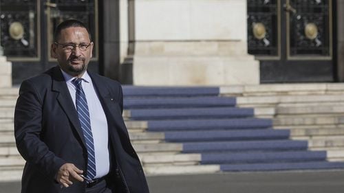 Prefectul Traian Berbeceanu nu exclude noi măsuri în București. O decizie va fi luată săptămâna viitoare. „Acolo unde forțele de ordine vor constata că nu se respecta regulile, vom actiona cu intransigență”