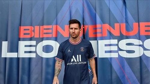 PSG a vândut tricouri de 120 de milioane de euro de când a venit Messi la echipă. Michael Jordan câștigă 5% din fiecare tricou vândut