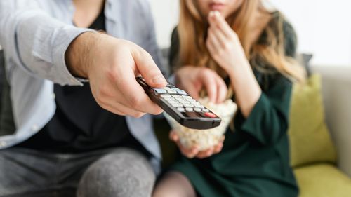 O deputată rusă propune ca familiilor fără copii  să li se interzică accesul la site-uri pornografice / ”Au nevoie să facă dragoste pentru a avea copii”