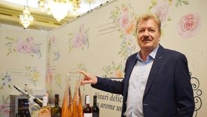 Consiliul Concurenței confirmă autorizarea cumpărării de către o firmă din Emiratele Arabe Unite a companiei care a concesionat Insula Mare a Brăilei. ”Au fost notificate și alte autorităţi cu atribuţii în domeniu”