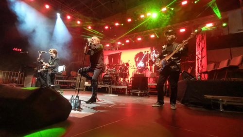VIDEO FOTO Legendara trupă Bijelo Dugme a concertat pentru prima dată pe o scenă din România, la Timișoara / Sala Olimpia a fost arhiplină