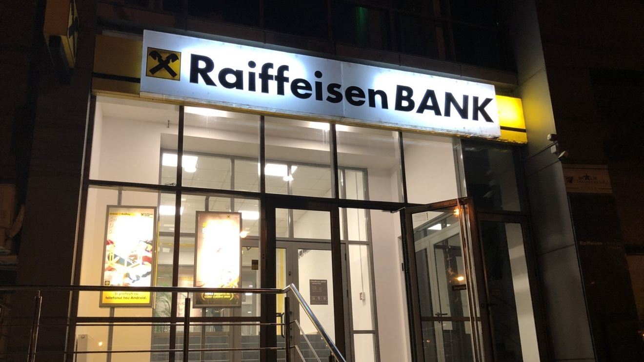 UE ar putea elibera o parte din activele ruseşti îngheţate pentru a despăgubi Raiffeisen pentru daunele pe care a fost obligat să le plătească în Rusia (Financial Times)