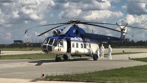 Trei pacienți cu COVID-19, intubați și ventilați mecanic au fost transferați cu elicopterul, de la Târgoviște la spitale din Galați și Medgidia. În Dâmbovița s-a atins capacitatea maximă la Terapie Intensivă