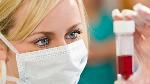 VIDEO Ce salariu are un asistent medical din 4 țări diferite: Germania, Franța, România și Belgia. Cel mai bine se plătește în Germania, iar la polul opus se află țara noastră