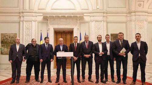 Coaliția PSD-PNL-UDMR, în ședință pentru definitivarea bugetului. Crin Antonescu participă la discuții