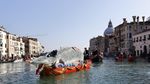 Veneția pregătește o taxă de până la 50 de euro pentru turiști / Noul primar vrea să limiteze afluxul de vizitatori