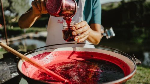 Zeci de producători și-au anunțat prezența la târgul ”Iaşiul în bucate tradiţionale, ecologice, montane”: Carne, Pește, dulcețuri, zacuscă și vin