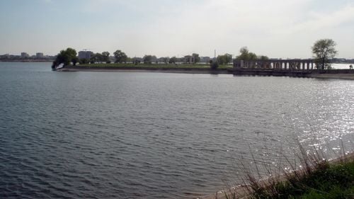 Ciprian Ciucu, despre viitorul Parcului Lacul Morii: ”Dacă avem o etapă începută sau finalizată în 2024, cel târziu în 2025 va fi totul gata/ Vă garantez că acesta va deveni unul din principalele locuri de atracţie din Bucureşti”