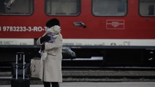 Ameninţare cu bombă la gara din municipiul Târgovişte / Alerta a fost falsă, autorul a fost identificat