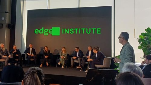 România este la un nivel de digitalizare sub media UE. Experți din mediul privat și academic au lansat Think Thank-ul Edge Institute, care își propune să faciliteze accelerarea digitalizării în România