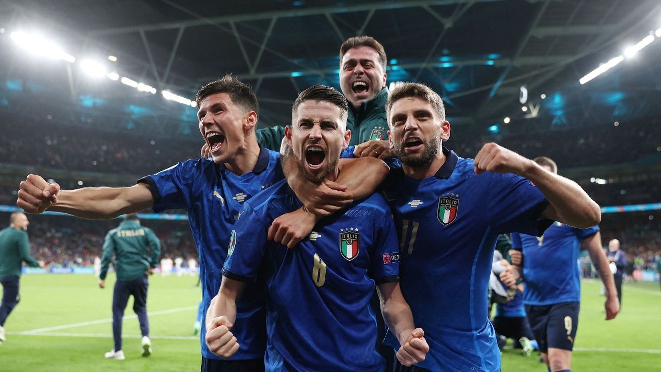Italia este prima finalistă de la EURO 2020, după ce a învins Spania la lovituri de departajare