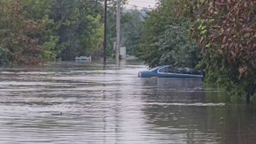 Armata intervine în comuna Slobozia Conachi pentru evacuarea unor familii / Primar: Au fost cazuri în care oamenii au refuzat să plece din case