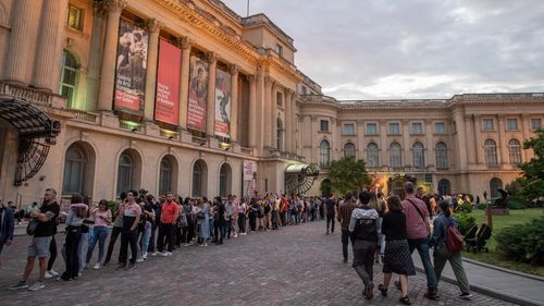 Sindicatele din domeniul culturii protestează cu banderole albe, de ziua națională dedicată acestui domeniu