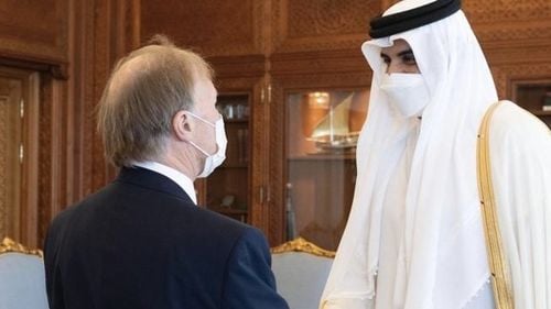 De ce a fost omorât deputatul britanic David Amess: Radicalizare islamistă online sau răzbunare pentru conflictul intern din Somalia, cu implicarea Qatar?