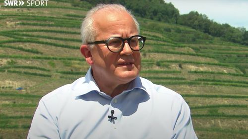 După ce l-a comparat pe adjunctul său cu un judecător nazist, președintele Federaţiei germane de fotbal Fritz Keller a fost convocat de o comisie de disciplină