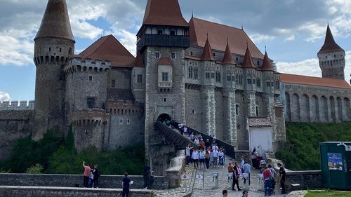 Încăpere nouă descoperită în Castelul Corvinilor, în timpul lucrărilor de restaurare / ”Monumentul este departe de a fi cunoscut, ne ascunde încă multe detalii privind istoria lui” / Investiție de 5 milioane de euro, fonduri europene