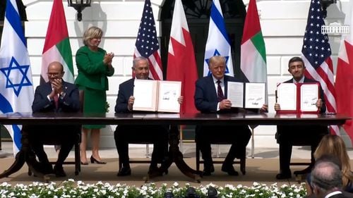 VIDEO Moment istoric: Israel, Emiratele Arabe și Bahrein au semnat acorduri de normalizare a relațiilor, la Casa Albă/ Trump anunță că ”alte cinci sau șase” noi țări arabe vor semna acorduri cu Israel