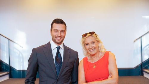 Partidul Reunirea Națională, de dreapta populistă/extremă, este în fruntea unui sondaj de de opinie pentru un eventual scrutin legislativ anticipat