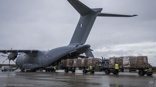 Franța trimite trei avioane militare cu ajutoare pentru Gaza/ Parisul anunță că are trei nave militare în estul Mării Mediterane gata să răspundă la evoluţia situaţiei