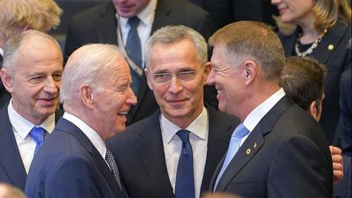 Ce au discutat Klaus Iohannis, lideri ai NATO și UE la întâlnirea în format restrâns găzduită de Joe Biden/ Centrala de la Zaporojie, securitatea alimentară și energetică, principalele teme ale consultărilor