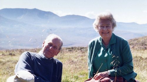 Prințul Philip,  “Stânca” Reginei Elisabeta a II-a a Marii Britanii,  înmormântat la Castelul Windsor  într-o ceremonie care i-ar fi fost pe plac