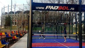 România a câştigat titlul mondial la padbol / Cum se joacă această combinație de fotbal, tenis, padel şi squash