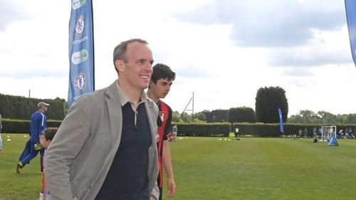 Marea Britanie se alătură SUA și Franței: toate cer explicații Chinei despre originea virusului și modul în care a gestionat epidemia