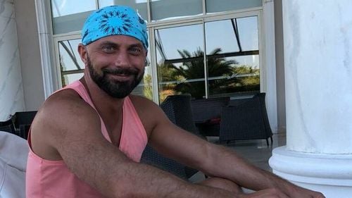 Un cercetător rus care a contribuit la crearea vaccinului anti-COVID Sputnik V a fost găsit strangulat în apartamentul său