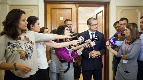 USR nu și-a desemnat încă un om pentru locul din CNCD, lăsat liber de Csaba Asztalos care a preluat funcţia de judecător la CCR