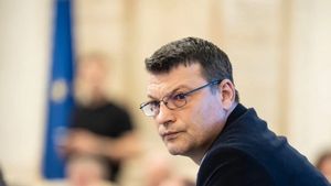 Deputatul USR Bogdan Rodeanu, despre un guvern tehnocrat condus de Tomac: Exact ce le convine celor de la PSD și AUR