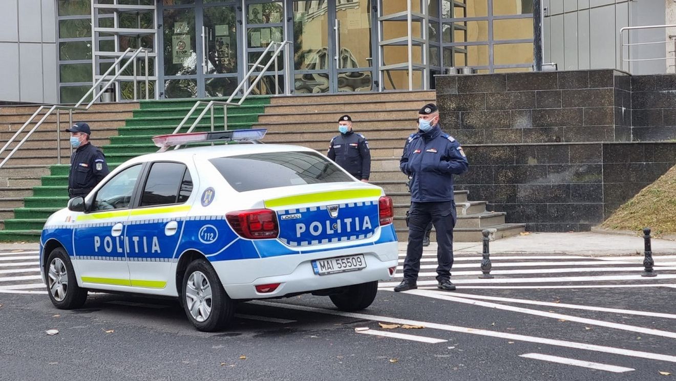 Doi copii din Sebeș, acroșați în zona trecerii de pietoni de o maşină / Șoferiţa a părăsit locul accidentului