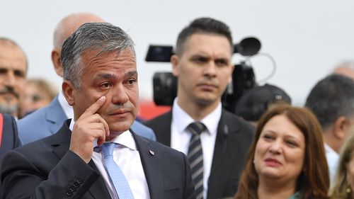 Veștea afirmă că nu există a treia variantă de premier: Voi veni cu un cabinet de miniștri și programul de guvernare. Pe procedură în Parlament vor vota și colegii din PNL și din USR