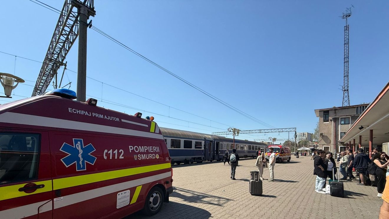 Poliţiştii au deschis dosar penal în urma accidentului feroviar din Gara Constanţa / Şase angajaţi ai companiei de căi ferate au fost testaţi pentru consum de alcool, rezultatul fiind negativ