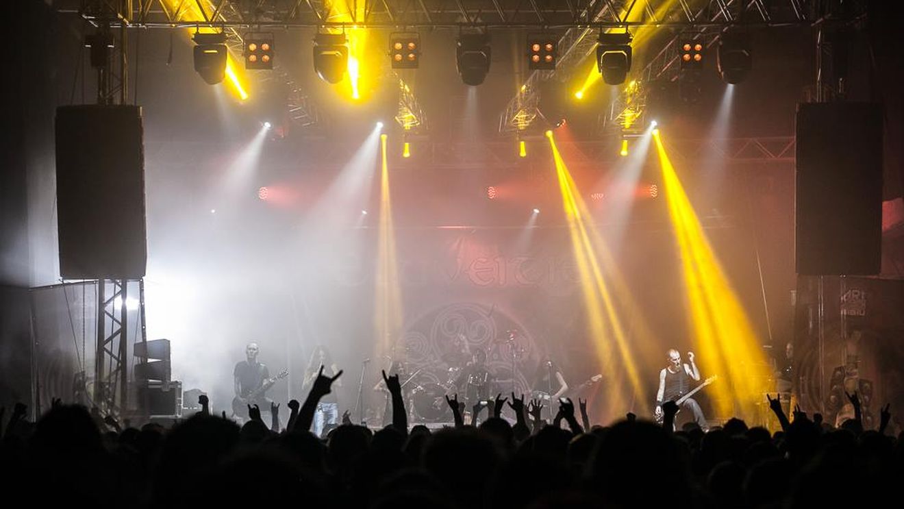 Consumul de droguri în Suceava, pus de autorități pe seama concertelor rock și a războiului din Ucraina / ”Să luptăm împotriva consumului de droguri, flagel care a luat-o razna”