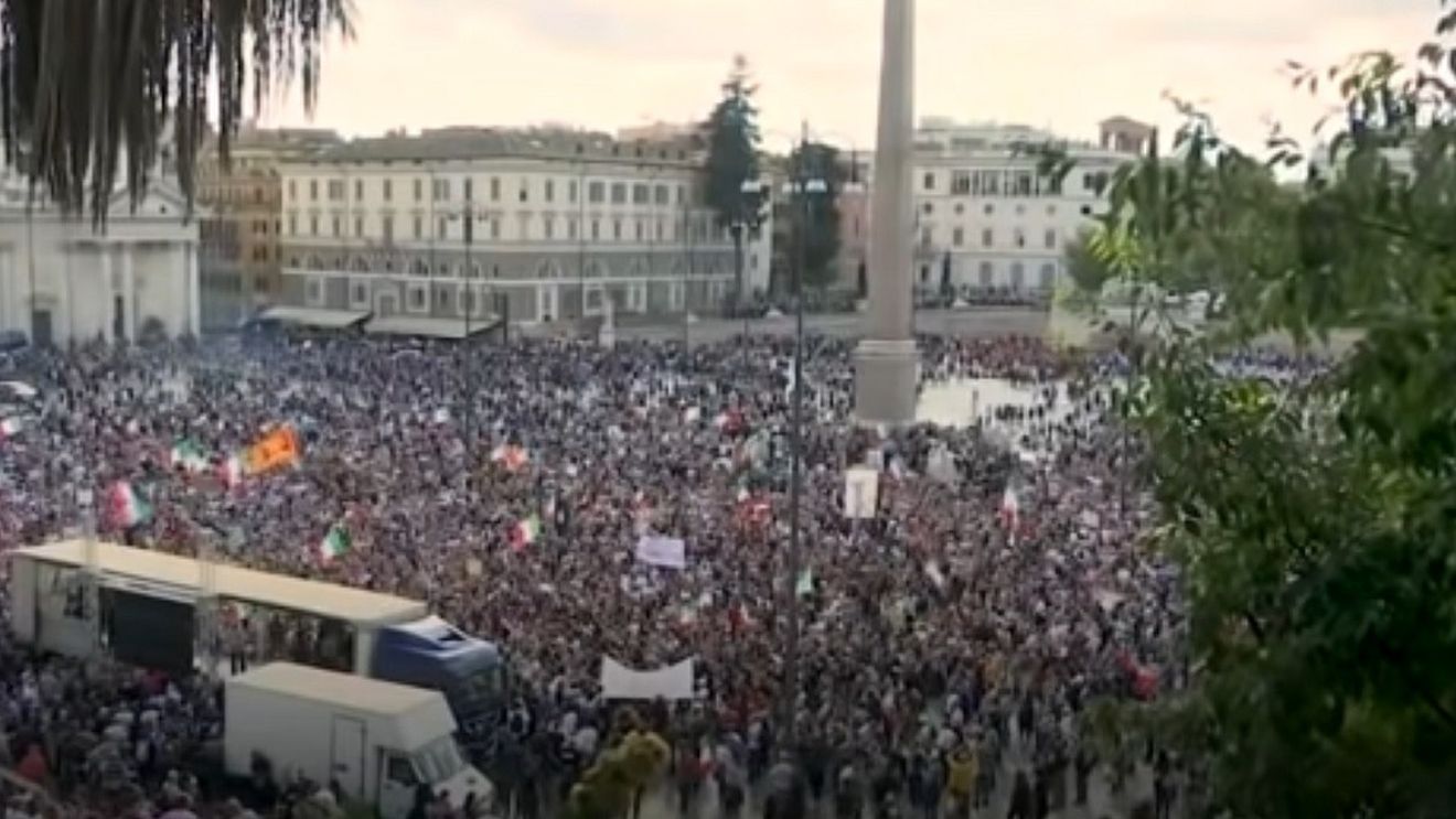 Italia: Se cere interzicerea unui grup de extremă dreapta, organizatorul protestelor violente anti-certificat verde / Site-ul mişcării a fost închis de justiţie