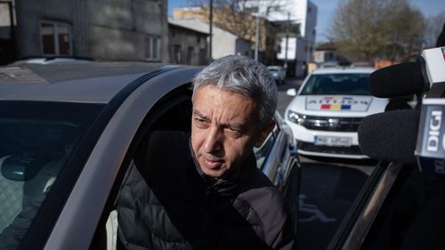 Dan Diaconescu pierde procesul cu presa / A cerut să nu se mai publice date din dosarul în care era acuzat de sex cu minore / Trebuie să plătească avocații structurilor media / Sentința nu e definitivă