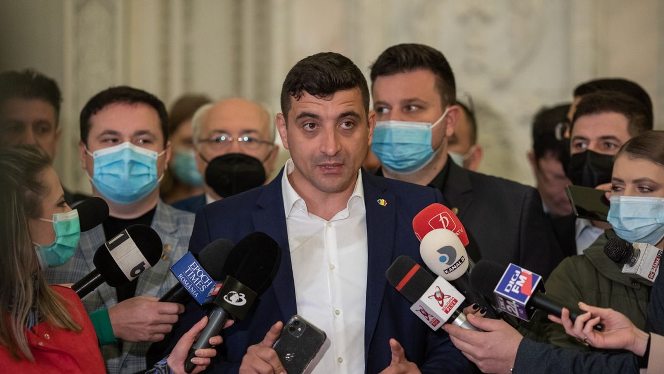 Scandal în Parlament, după schimbarea lui Dumitru Coarnă din Comisia de Apărare/ George Simion: Scoateţi profesioniştii din comisie şi lăsaţi caricaturile/ Pavel Popescu: Un preşedinte de partid se comportă ca un separatist