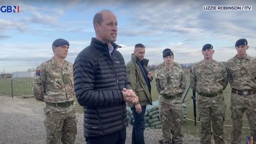 Prinţul de Walles a vizitat trupele britanice staționate în Estonia, la circa 160 de kilometri de frontiera cu Rusia
