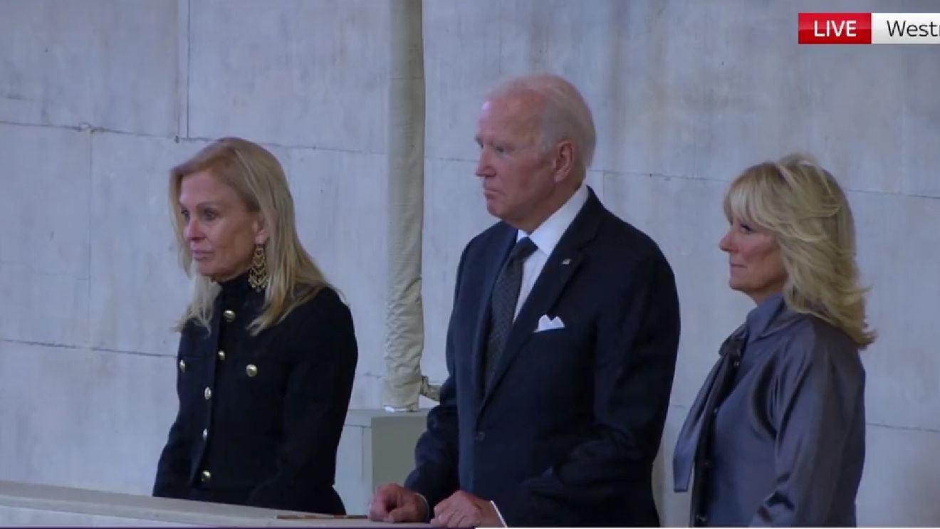 Joe Biden și Ursula von der Leyen au ajuns la funeraliile Reginei Elisabeta a II-a